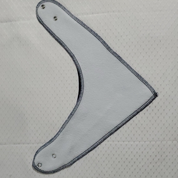 BIBS - Bundle 6 Washable Infant Bibs-Mixed Tags-5 Snap-1 Velcro - Picture 10 of 16